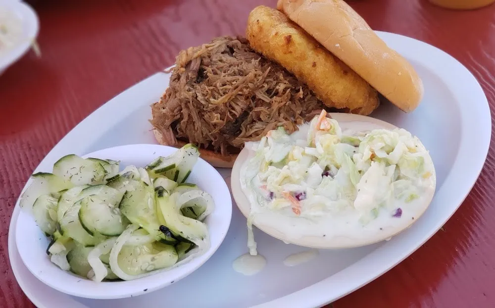 Pulled Pork or Chicken Platter